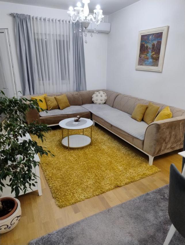 Lovely Apartment - Ljupki Stan Подгорица Экстерьер фото